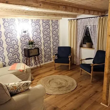 Vakantiehuis Chatka Na Skraju Lasu Javorník